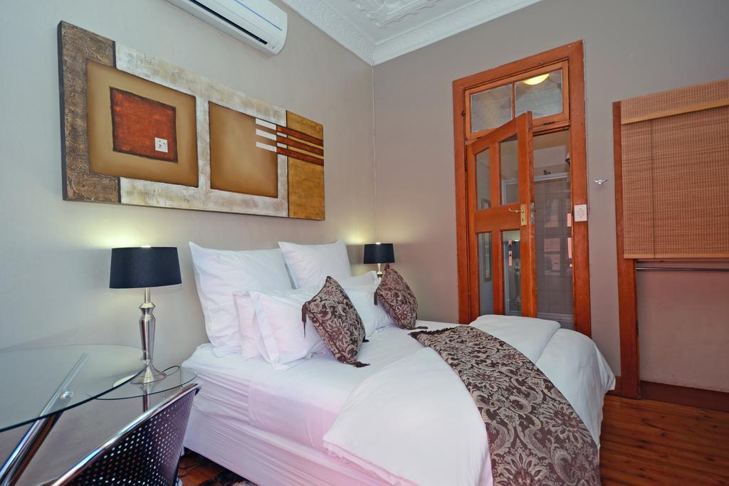 Saffron Guest House Johannesburg Room photo